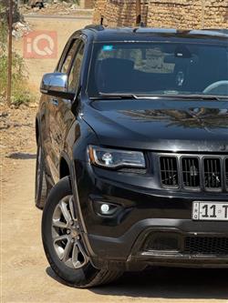 جیپ گراند شیرۆکی